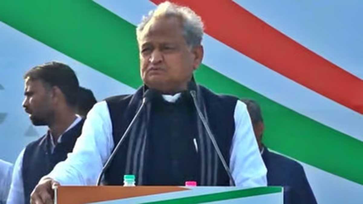 गहलोत ने की एक अप्रेल से उज्जवला योजना में गैस सिलेंडर 500 रूपए में देने की घोषणा